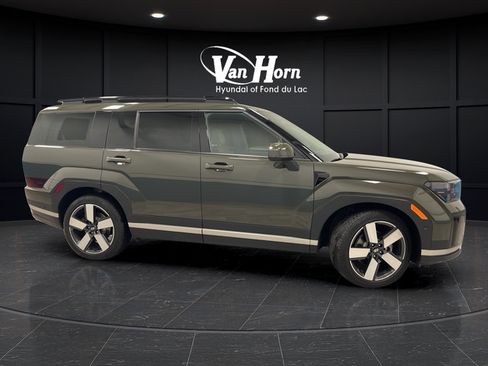 Used 2024 Hyundai Santa Fe Limited AWD/4WD image 8