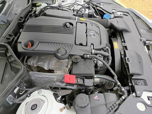Used 2015 Mercedes-Benz SLK 250 image 69
