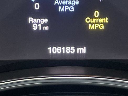 Used 2019 Jeep Grand Cherokee Altitude AWD/4WD image 11