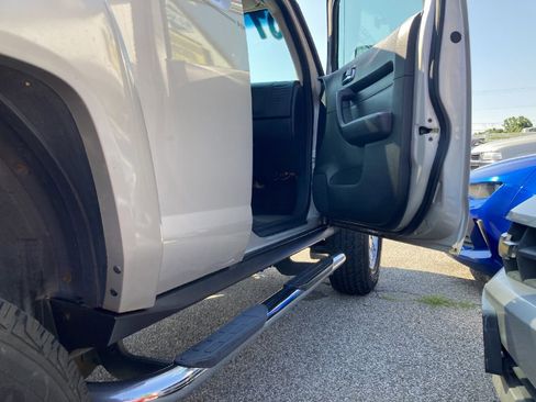 Used 2007 HUMMER H3 image 7