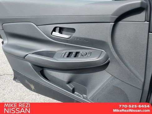New 2026 Nissan Sentra SV w/ SV Convenience Package FWD image 12
