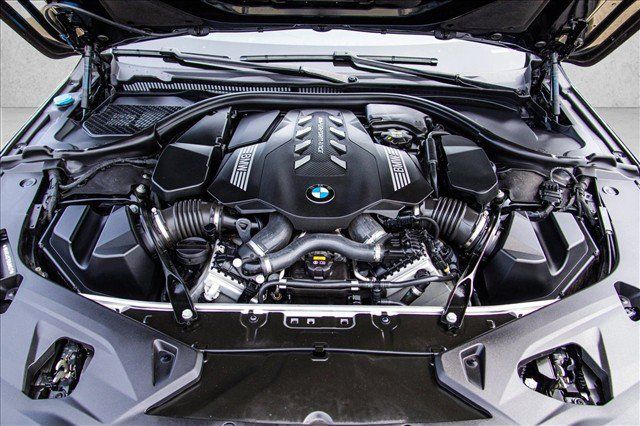 Used 2019 BMW M850i xDrive Coupe w/ M Carbon Exterior Package AWD/4WD image 24