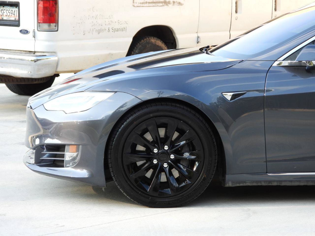 Used 2017 Tesla Model S 75D AWD/4WD image 25