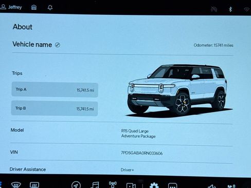 Used 2024 Rivian R1S Adventure AWD/4WD image 49