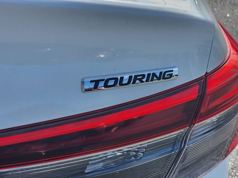 Certified 2023 Honda Civic Touring image 11