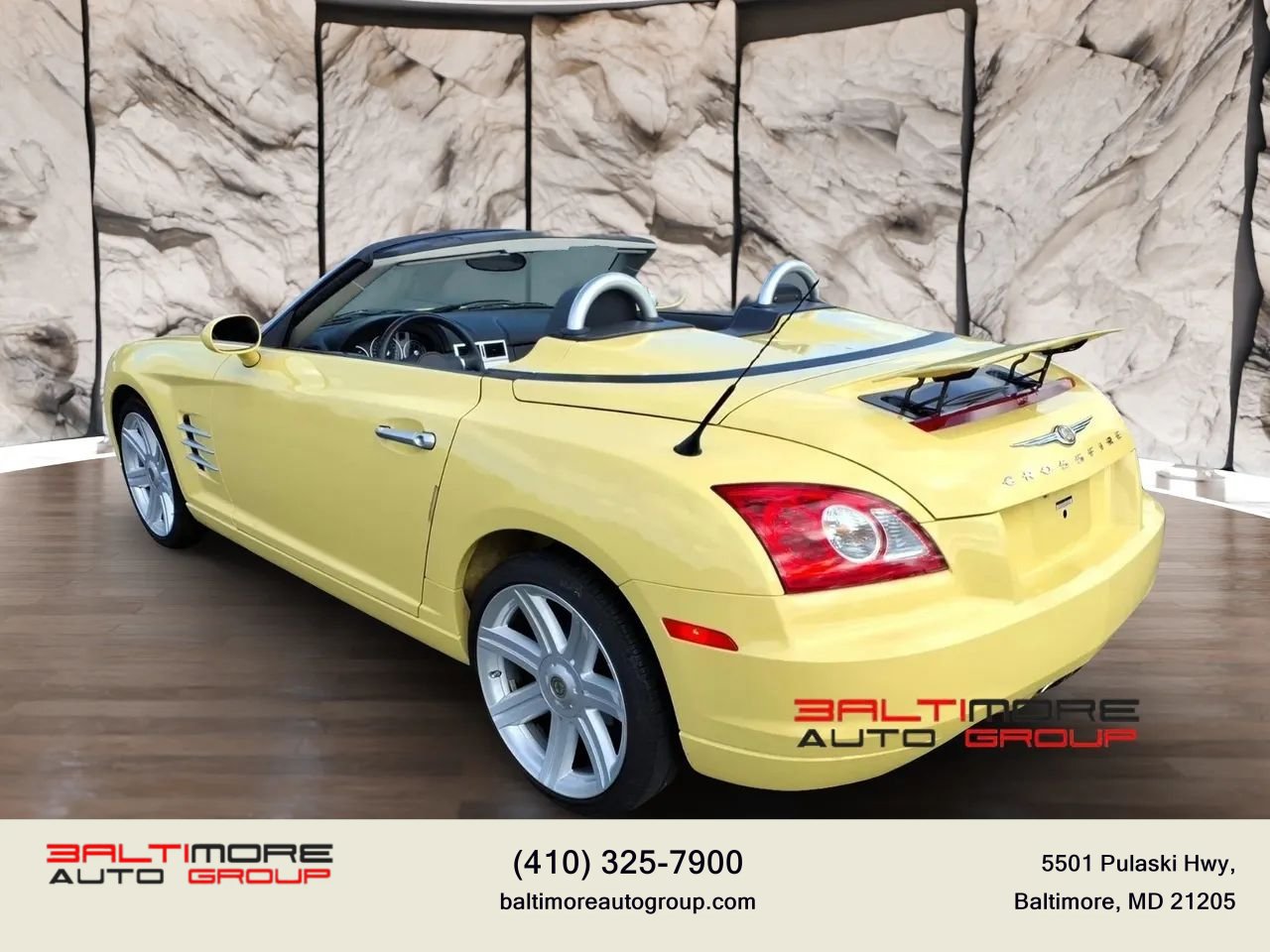 Used 2008 Chrysler Crossfire Limited RWD image 3