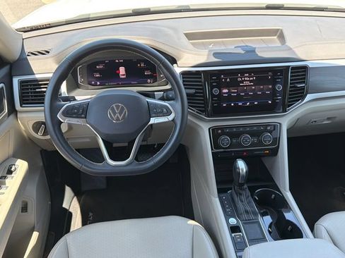 Used 2023 Volkswagen Atlas SE FWD image 25