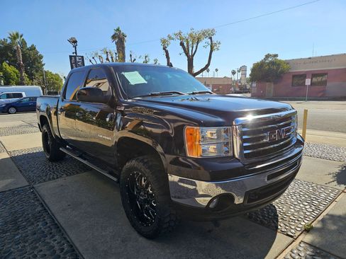 Used 2013 GMC Sierra 1500 SLT AWD/4WD image 3