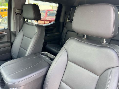 Used 2024 Chevrolet Silverado 1500 RST w/ Convenience Package II AWD/4WD image 10
