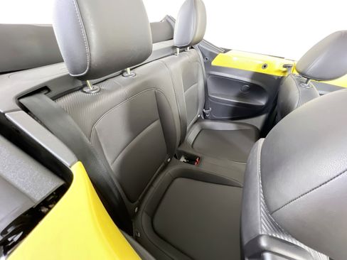 Used 2014 Volkswagen Beetle 2.5 image 24