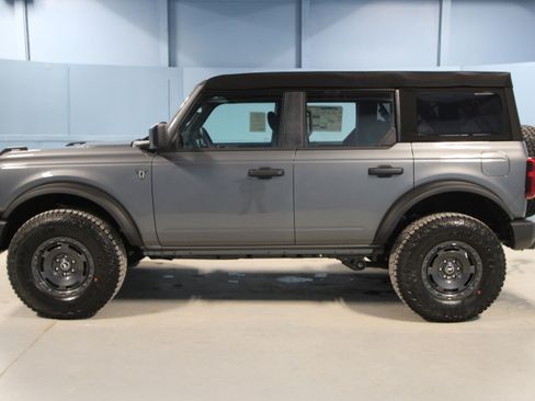 New 2025 Ford Bronco Base w/ Sasquatch Package image 21