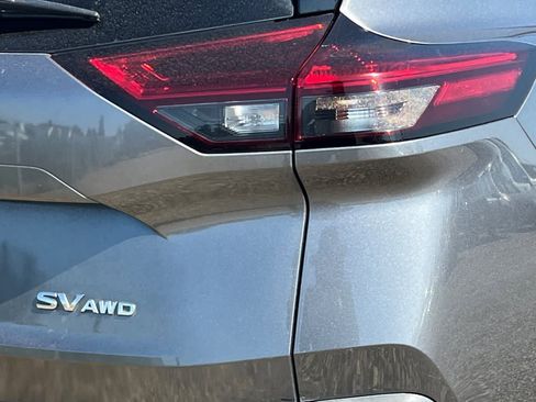 Used 2021 Nissan Rogue SV AWD/4WD image 13