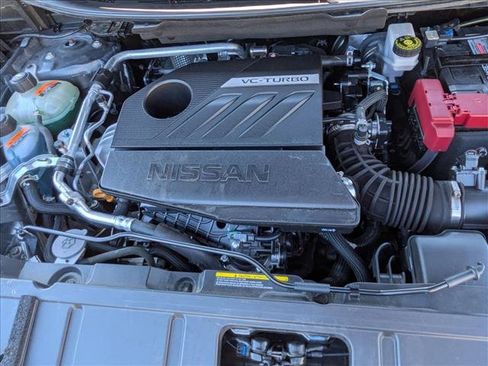 Used 2025 Nissan Rogue SV FWD image 21