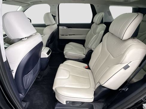 Used 2023 Hyundai Palisade Calligraphy FWD image 20