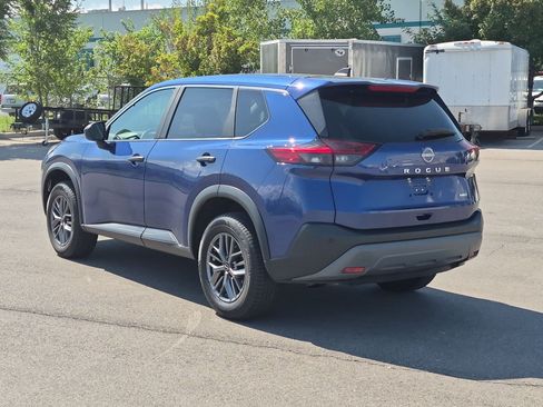 Used 2023 Nissan Rogue S AWD/4WD image 5