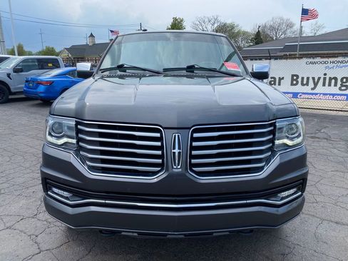 Used 2016 Lincoln Navigator Select AWD/4WD image 9