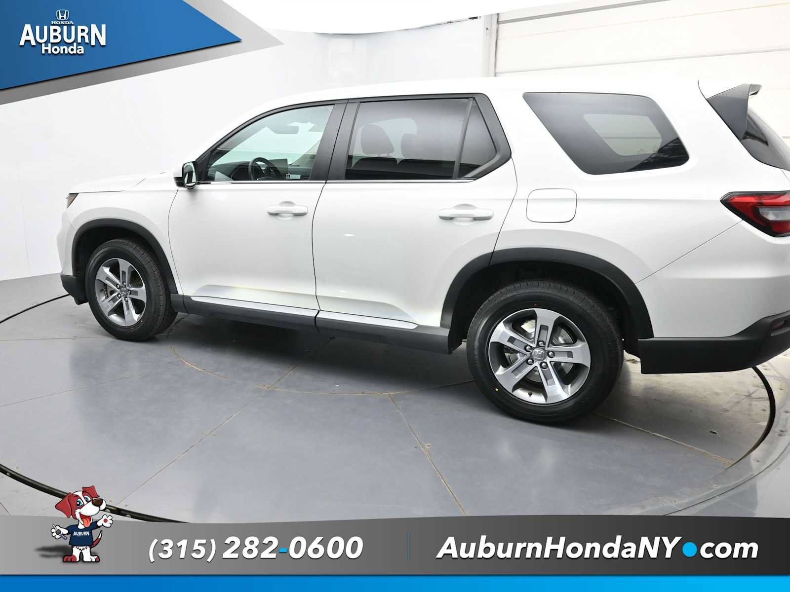 Used 2023 Honda Pilot EX-L image 18
