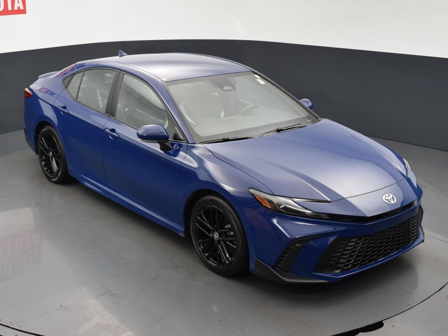 Used 2025 Toyota Camry SE FWD image 22
