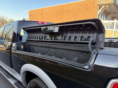 Used 2014 RAM 1500 Laramie w/ Convenience Group image 46