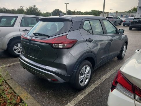 Used 2024 Nissan Kicks S FWD image 3