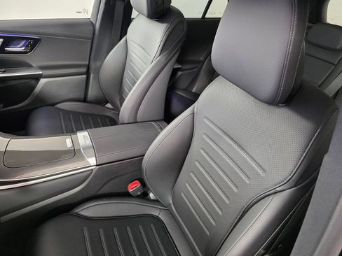 Certified 2026 Mercedes-Benz GLC 300 image 12