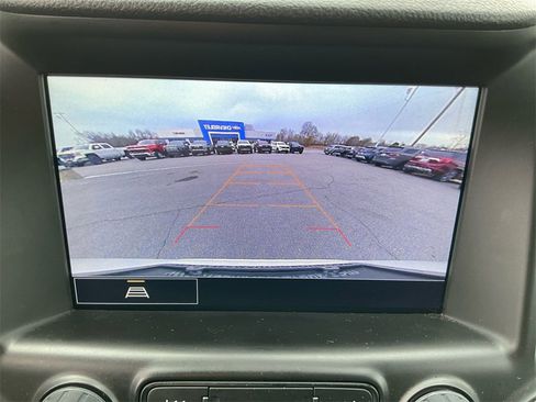 Used 2024 GMC Terrain SLT image 20