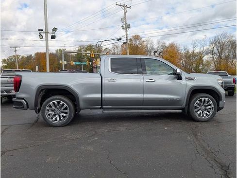 New 2026 GMC Sierra 1500 Denali w/ Denali Reserve Package image 9
