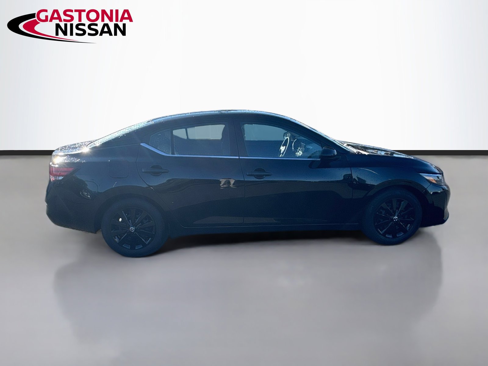 Used 2025 Nissan Sentra S FWD image 10