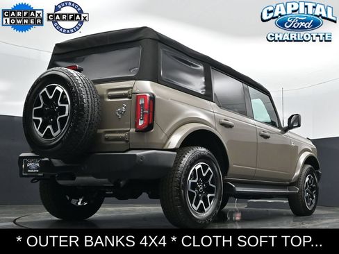 Used 2025 Ford Bronco Outer Banks AWD/4WD image 25