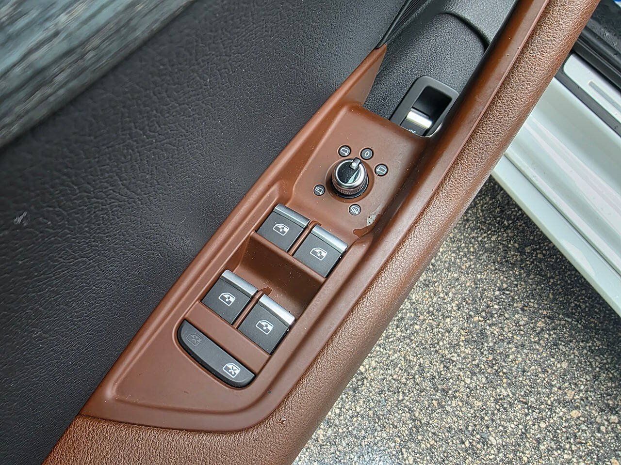 Used 2017 Audi A4 2.0T Premium Plus w/ Premium Plus Package AWD/4WD image 11