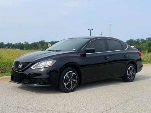Used 2019 Nissan Sentra S FWD image 6