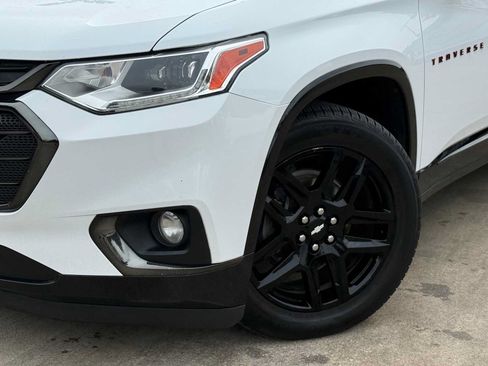 Used 2018 Chevrolet Traverse Premier w/ Redline Edition FWD image 3