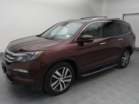 Used 2016 Honda Pilot Touring image 2