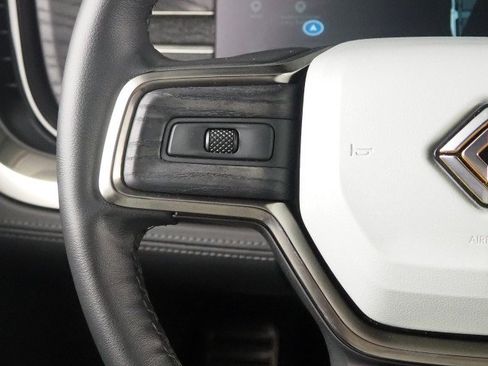 Used 2024 Rivian R1S AWD Adventure image 23