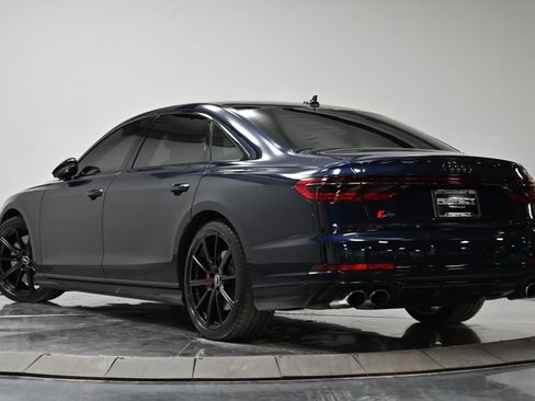 Used 2022 Audi S8 image 18