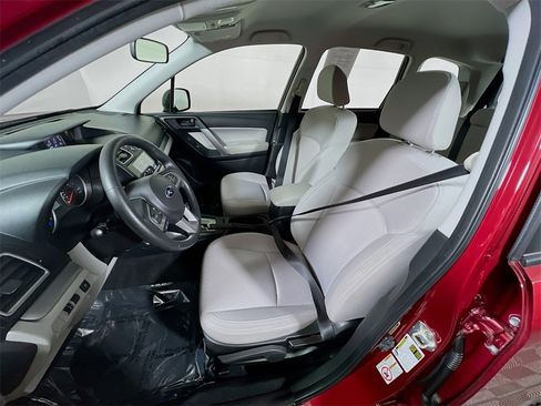 Used 2017 Subaru Forester 2.5i w/ Alloy Wheel Package image 19