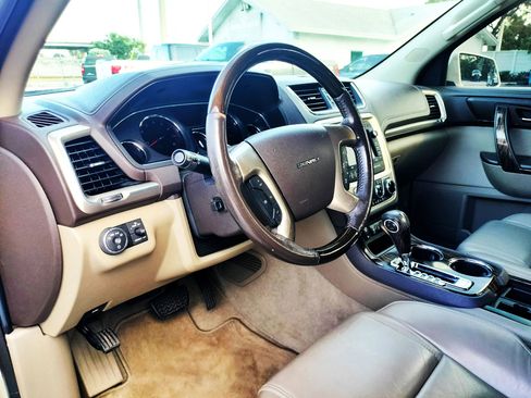 Used 2013 GMC Acadia Denali image 19