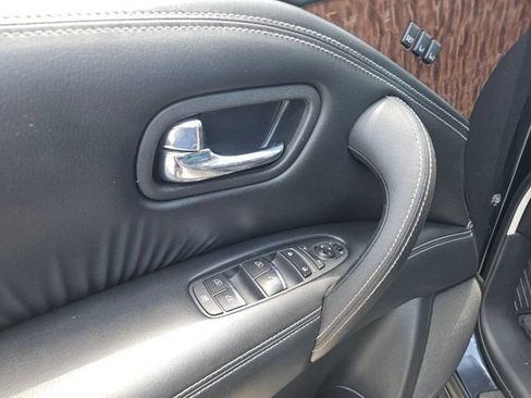 Used 2018 Nissan Armada SL w/ Interior Lighting Package RWD image 14