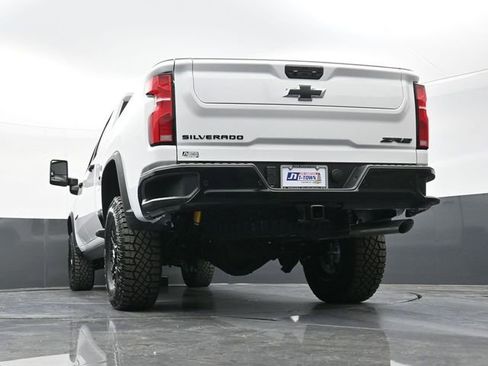 New 2026 Chevrolet Silverado 2500 ZR2 w/ LPO, Dark Essentials Package image 42