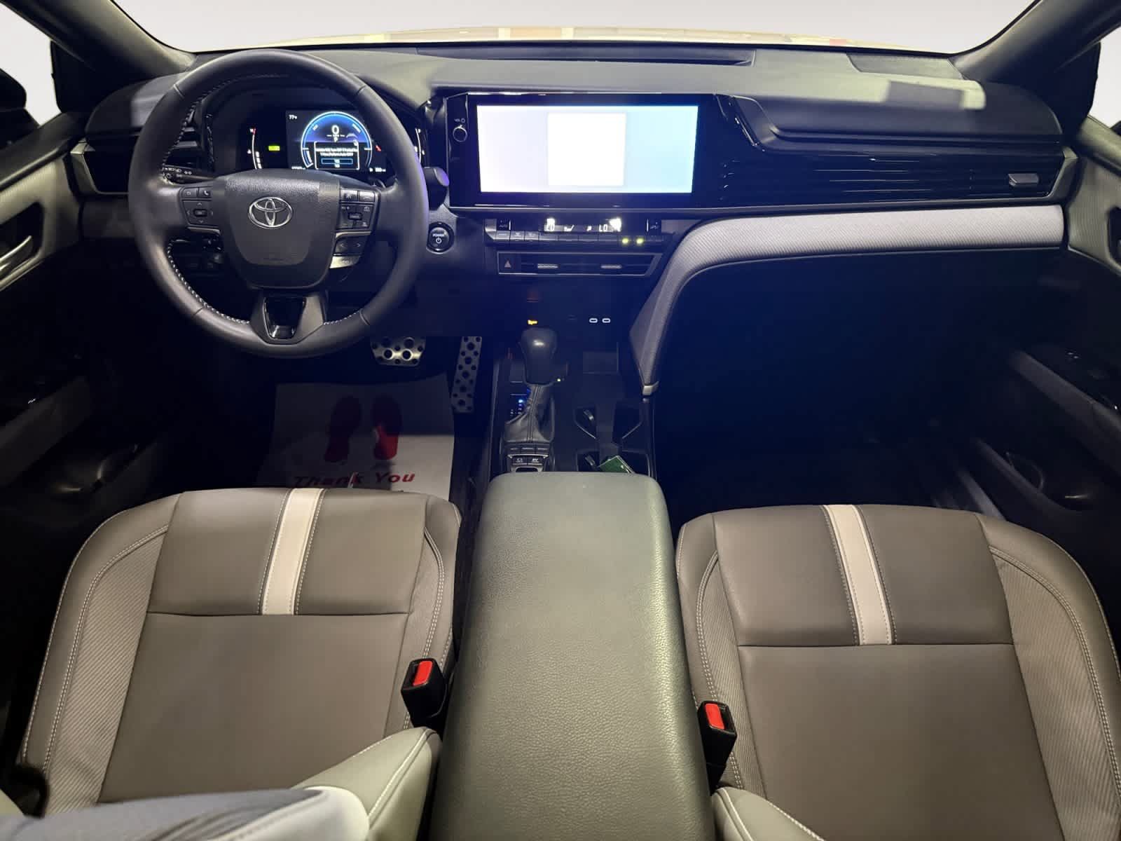 Used 2025 Toyota Camry SE w/ Multimedia Upgrade Package FWD image 17