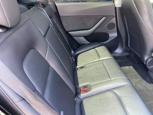 Used 2023 Tesla Model Y Performance AWD/4WD image 22