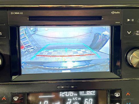 Used 2016 Toyota Avalon XLE Plus FWD image 28