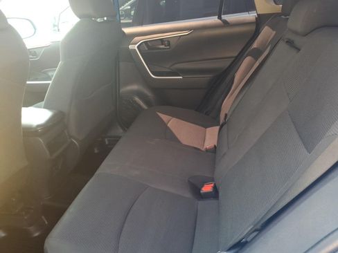 Used 2020 Toyota RAV4 LE w/ All Weather Liner Package AWD/4WD image 8