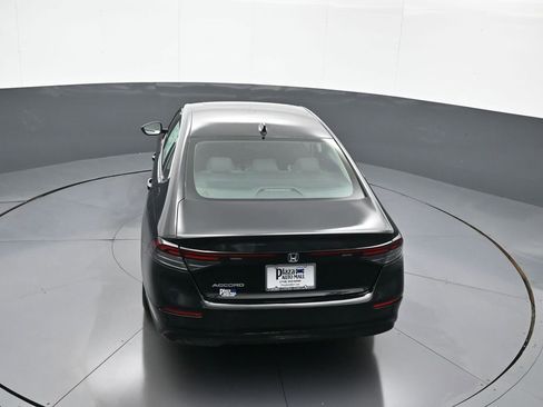 Certified 2023 Honda Accord EX image 38