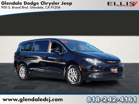 Used 2024 Chrysler Voyager LX image 35