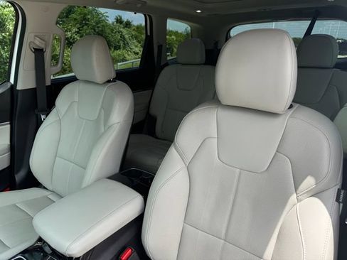 Used 2021 Kia Telluride SX w/ Nightfall Edition Package AWD/4WD image 12
