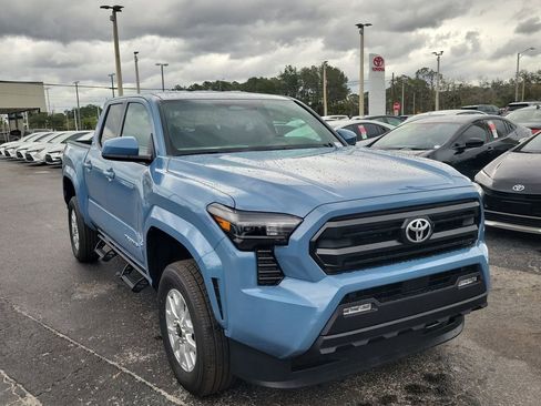 New 2026 Toyota Tacoma SR5 image 2