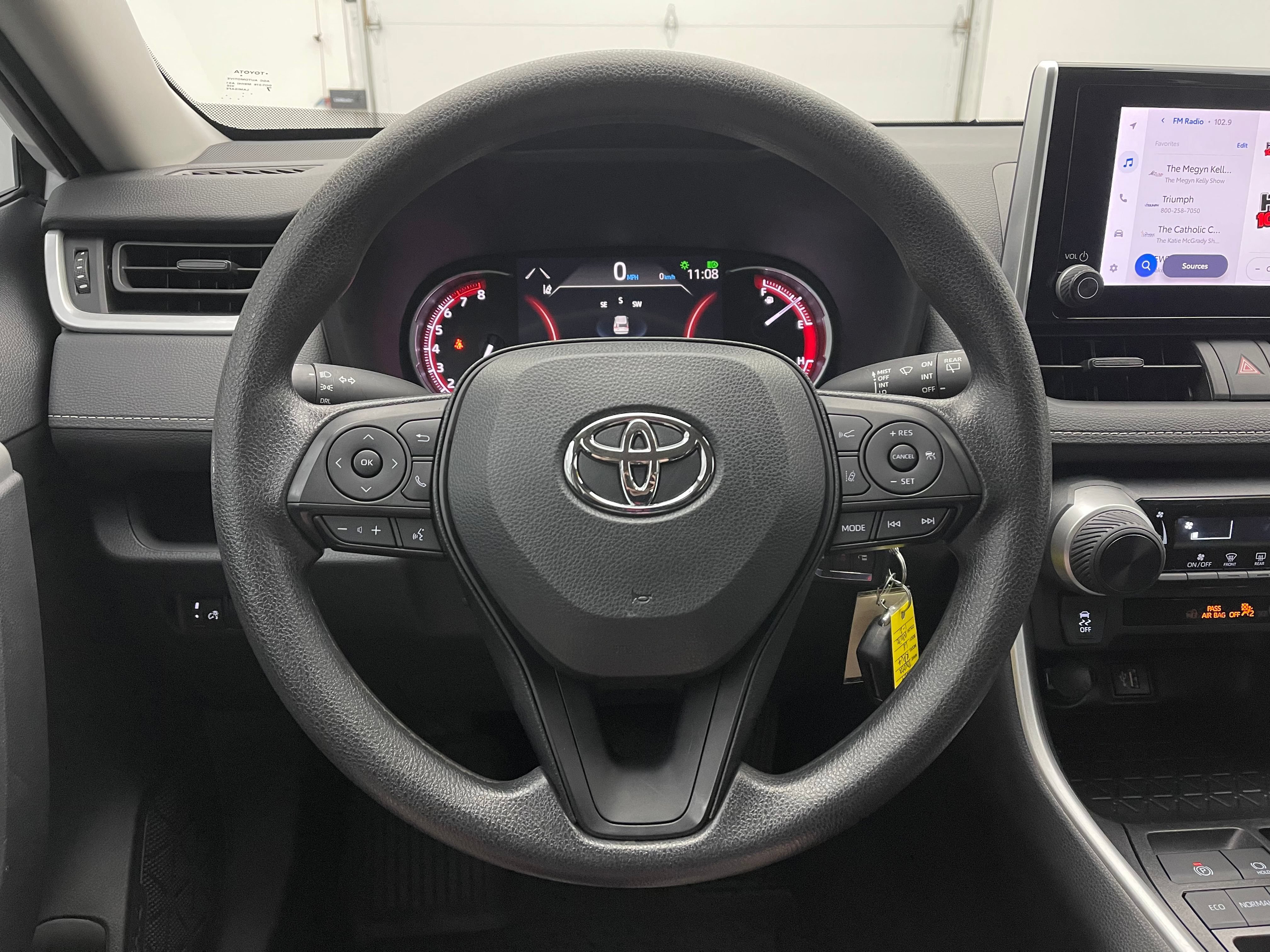 Used 2024 Toyota RAV4 LE FWD image 17