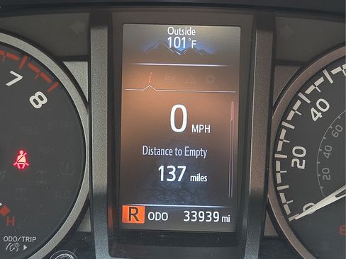 Certified 2023 Toyota Tacoma TRD Off-Road AWD/4WD image 24