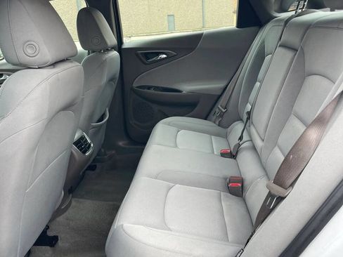 Used 2025 Chevrolet Malibu LT FWD image 10
